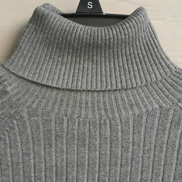 ZARA Grey Stretchy Ribbed Knit Lettuce Hem Casual Classic Basic Turtleneck - Picture 11 of 16